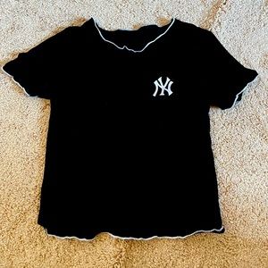 NY CROP TOP